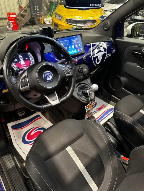 MAGNIFIQUE FIAT ABARTH 500 1.4 TB 140 CH  (FULL SUIVI D'ENTRETIEN, TOIT OUVRANT, CARPLAY)