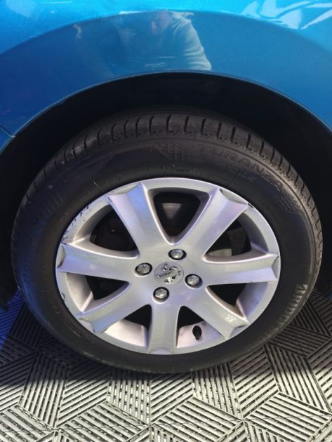 PEUGEOT 207 1.6 HDI  90 CV FAIBLE KILOMETRAGE ENTRETIEN A JOUR