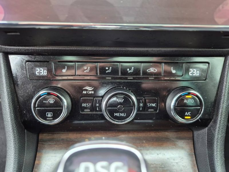 SKODA SUPERB COMBI 2.0 TDI 150 SCR DSG7 SCOUT 2021