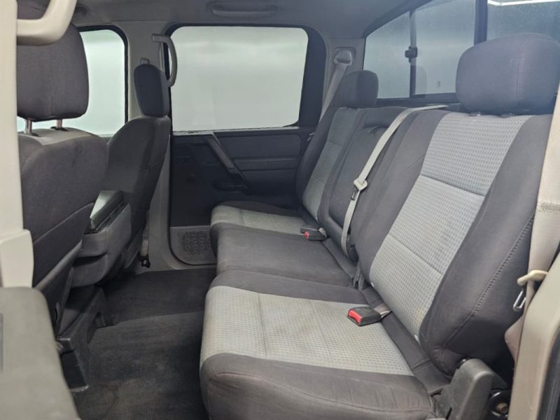 NISSAN TITAN 5.6 2004