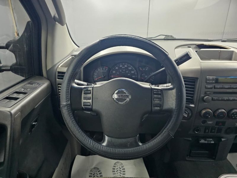 NISSAN TITAN 5.6 2004