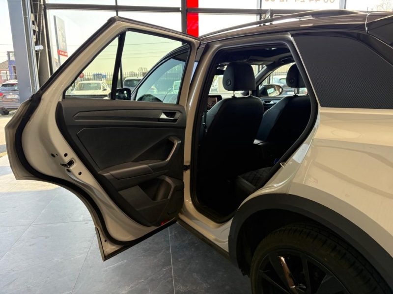 🔹 Volkswagen T-Roc 2.0 TDI 150 Ch R-Line DSG 7✨Toit ouvrant panoramique🎥 Caméra de recul 