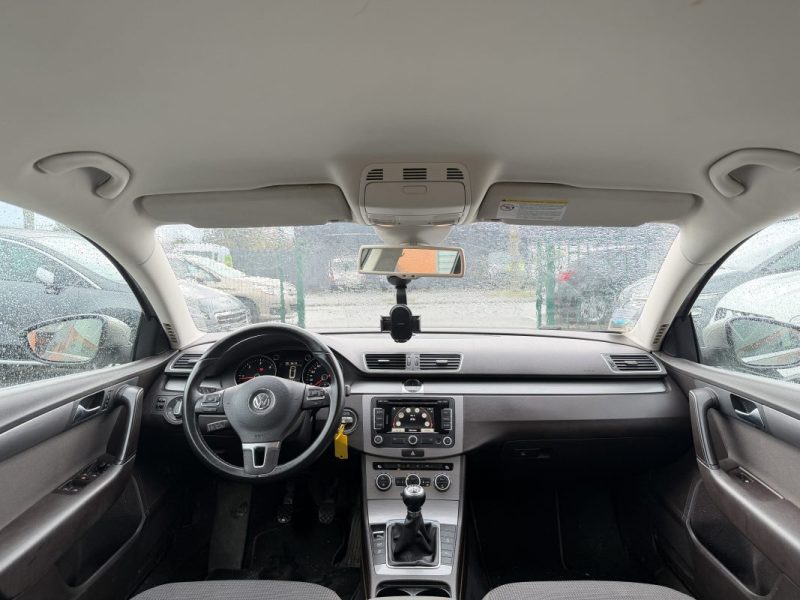VOLKSWAGEN PASSAT 1.6 TDI 105 CV - GARANTIE 12 mois - Confortline