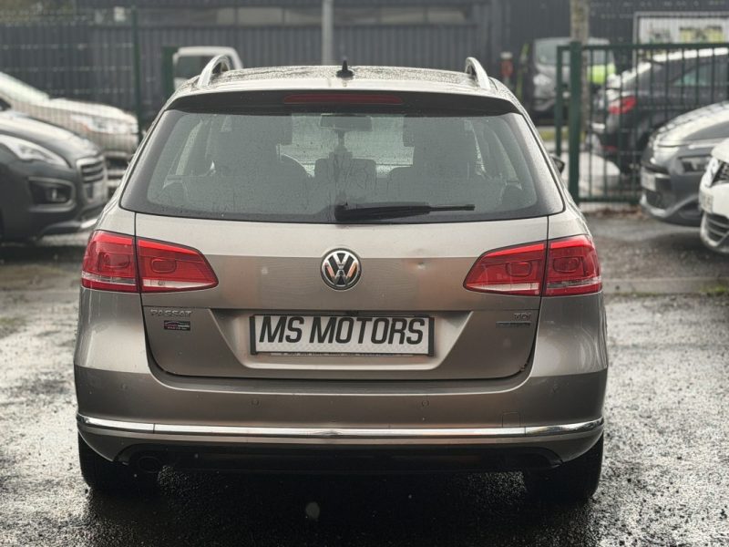 VOLKSWAGEN PASSAT 1.6 TDI 105 CV - GARANTIE 12 mois - Confortline