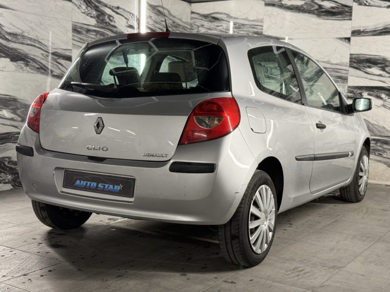 RENAULT CLIO 3 1.2I - 16V 2005
