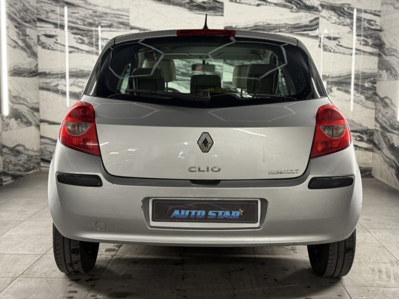 RENAULT CLIO 3 1.2I - 16V 2005