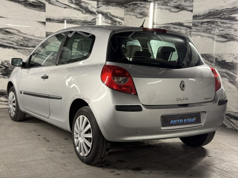 RENAULT CLIO 3 1.2I - 16V 2005