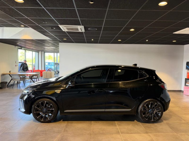 RENAULT CLIO E-TECH 145 ESPRIT ALPINE / CAMERA 360° / ENTRETIEN RENAULT  2024