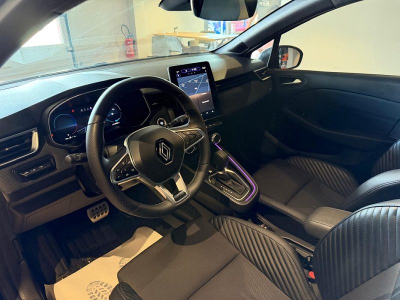 RENAULT CLIO E-TECH 145 ESPRIT ALPINE / CAMERA 360° / ENTRETIEN RENAULT  2024