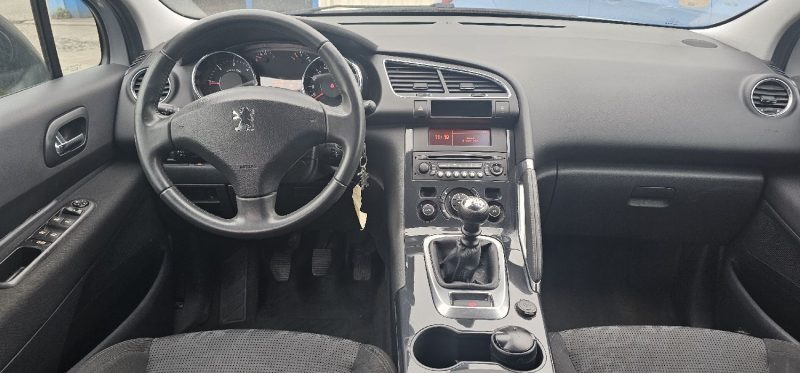 PEUGEOT 3008 1.6 HDI 16V 110 PREMIUM 