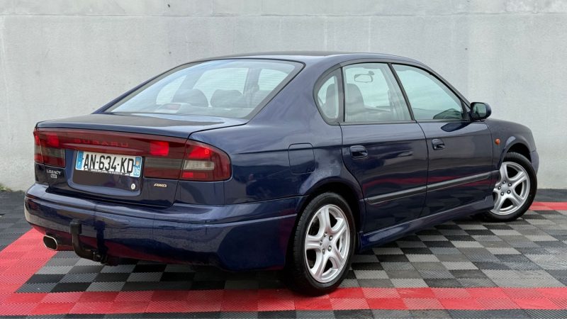 SUBARU LEGACY 4X4  2.5I 2001