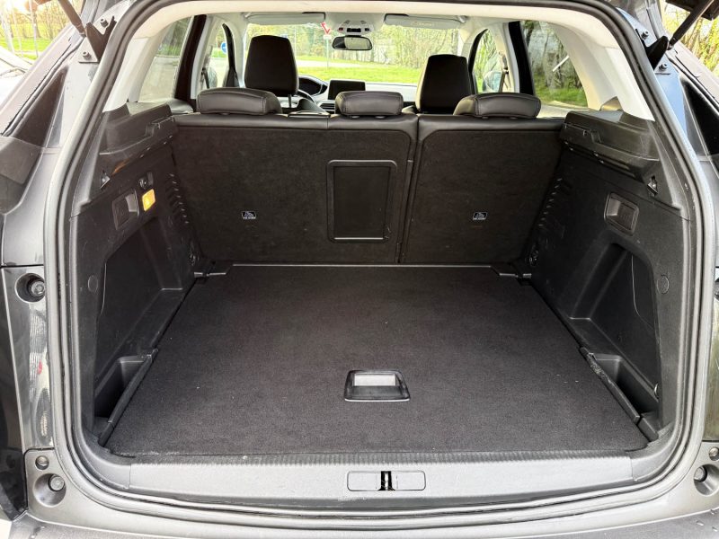 PEUGEOT 3008 II 1.5 BlueHDi 130 S&S EAT8 Allure - Révisée & Garantie 6 mois - Caméra & GPS