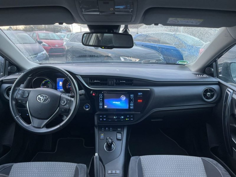 TOYOTA AURIS TOURING SPORTS 1.8 HYBRID 136h BLACK EDITION