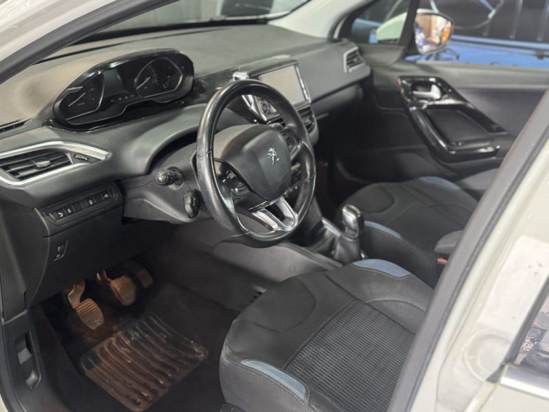 PEUGEOT 208 1.2 PURETECH ACTIVE S&S ETG5 5P 2015