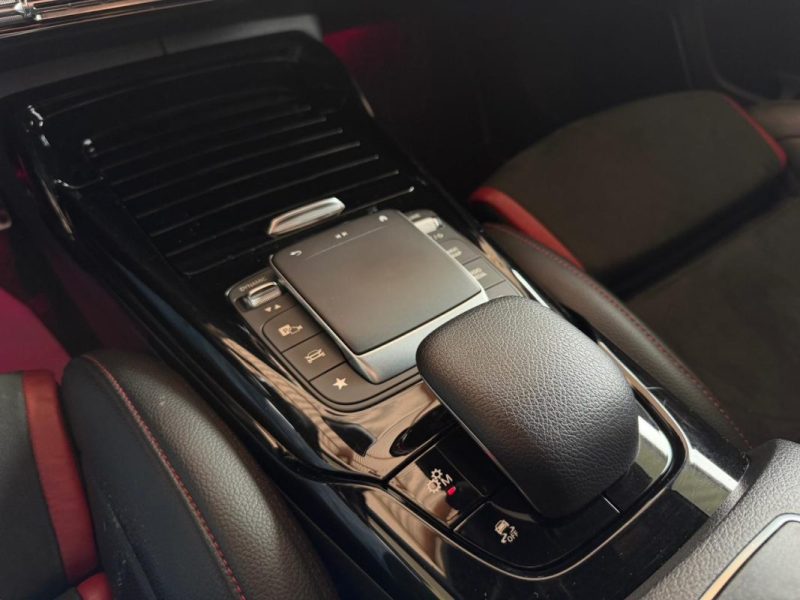 MERCEDES CLASSE A 35 AMG 306CH 4MATIC 7G-DCT SPEEDSHIFT AMG 19CV 2020
