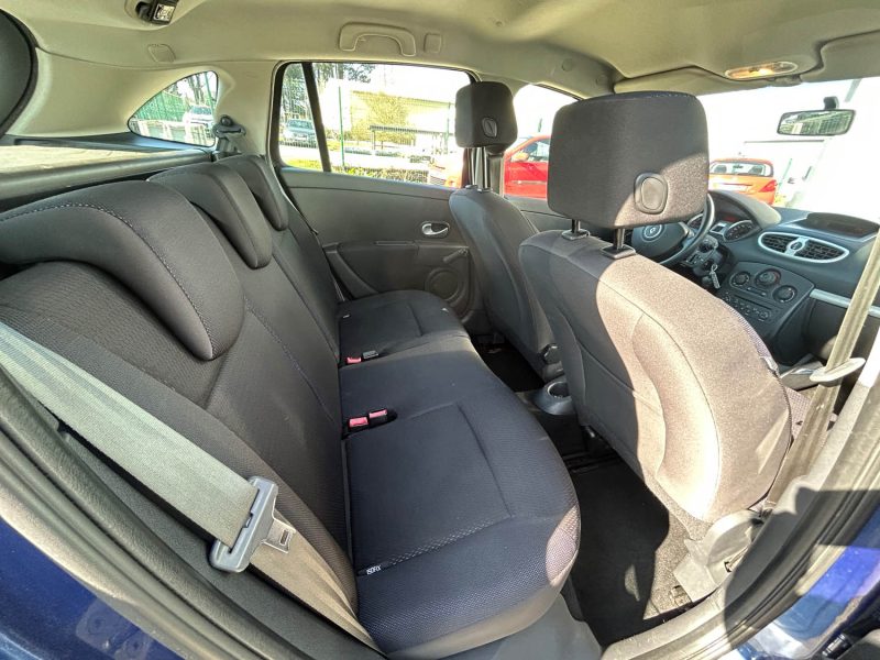 RENAULT CLIO 1.2 ESSNCE GRANDTOUR 75CH 2008