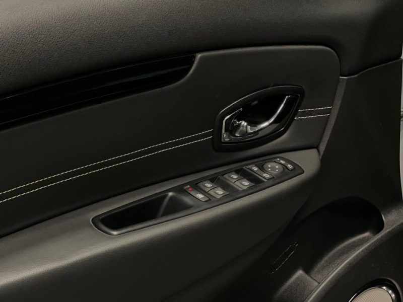 RENAULT SCENIC 1.6 DCI 130CH ENERGY BOSE