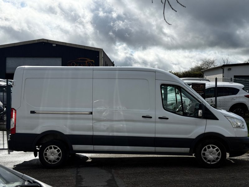 Ford Transit L2H2 T350 2.2 TDCi 155ch Ambiente / Attelage / Clim / Révisée & Garantie 6 mois.