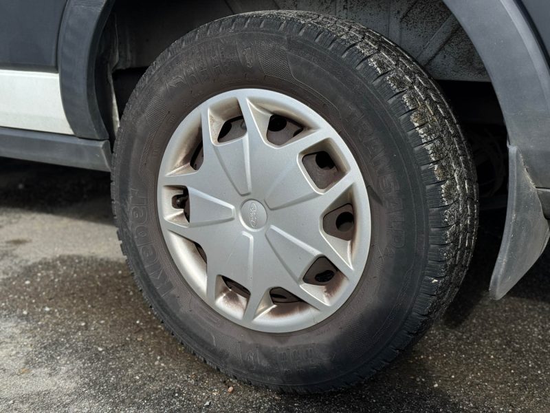 Ford Transit L2H2 T350 2.2 TDCi 155ch Ambiente / Attelage / Clim / Révisée & Garantie 6 mois.