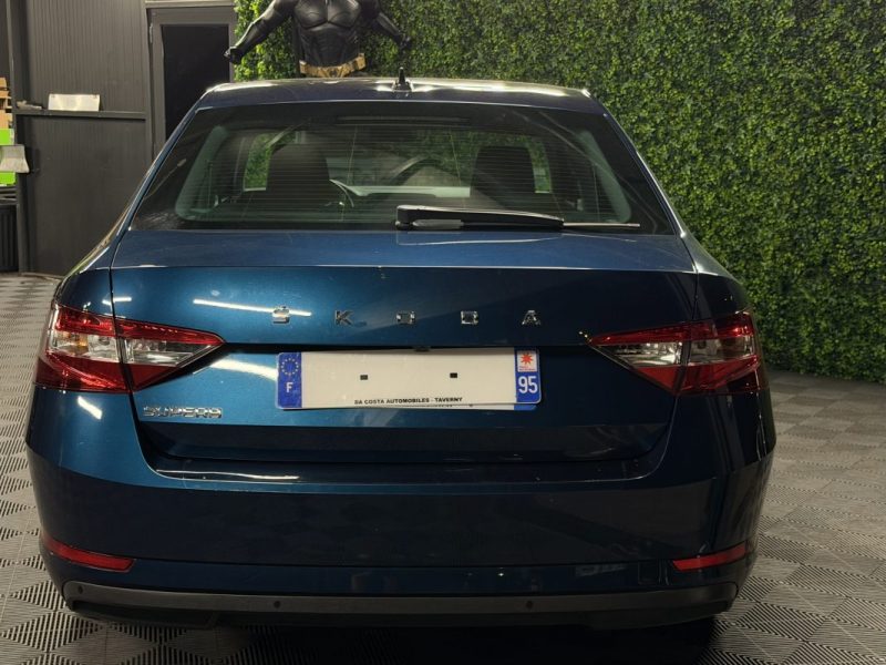 SKODA SUPERB III PHASE 2 1.5 TSI 150 Cv 1ERE MAIN APPLE CARPLAY & ANDROID BOITE AUTO - Garantie 1 an