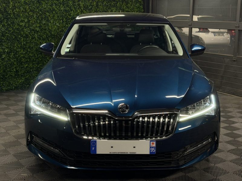 SKODA SUPERB III PHASE 2 1.5 TSI 150 Cv 1ERE MAIN APPLE CARPLAY & ANDROID BOITE AUTO - Garantie 1 an
