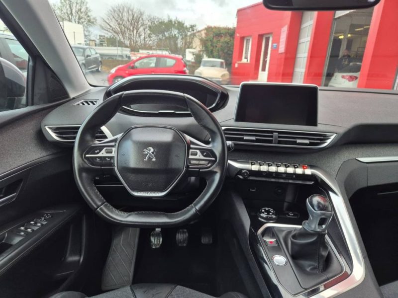 PEUGEOT 3008 II 2.0 BLUEHDI 150CH S&S BVM6 ALLURE 2017