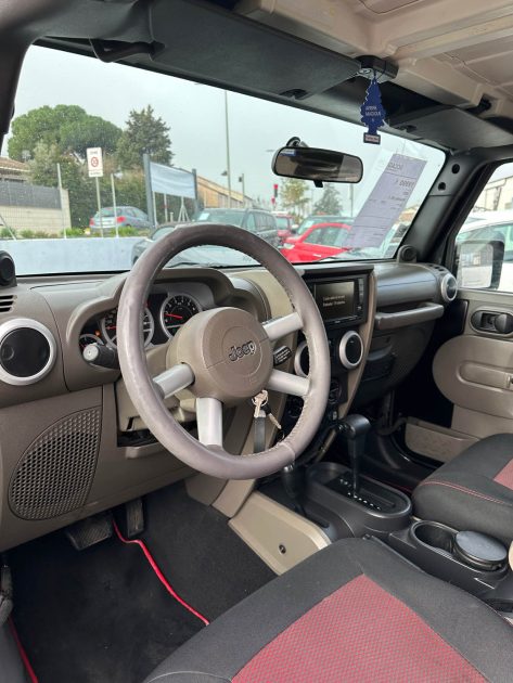 JEEP WRANGLER 2 3.8I BOITE AUTOMATIQUE GPS ATTELAGE