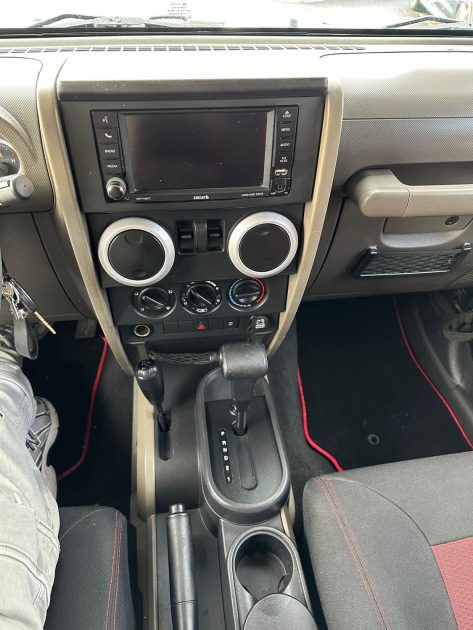JEEP WRANGLER 2 3.8I BOITE AUTOMATIQUE GPS ATTELAGE