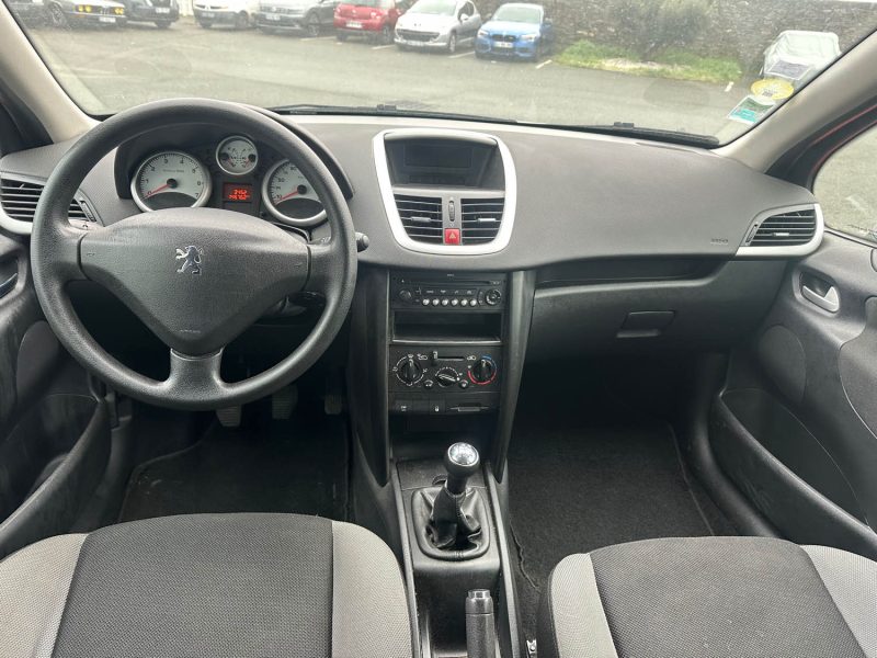 PEUGEOT 207 1.4 VTI 95  PREMIUM 