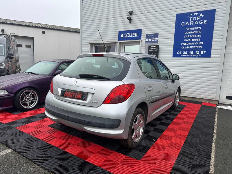 PEUGEOT 207 1.4 VTI 95  PREMIUM 