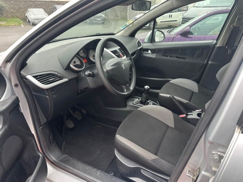 PEUGEOT 207 1.4 VTI 95  PREMIUM 