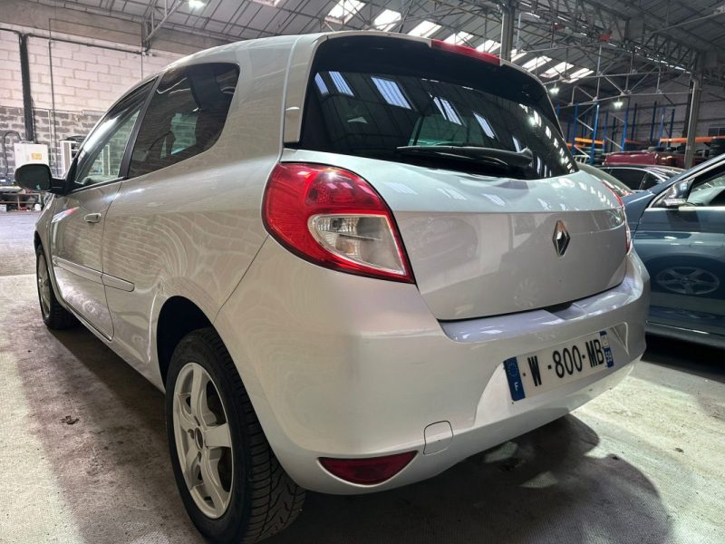 RENAULT CLIO 3 1.5 dCi 90CV 2011