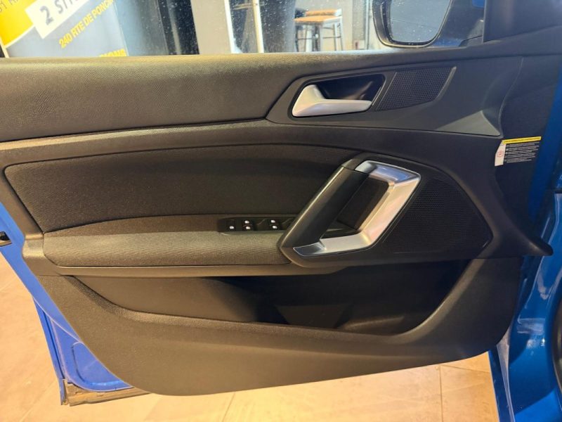 PEUGEOT 308 II 1.5 BLUEHDI 130 ALLURE / CAMERA / HISTORIQUE ENTRETIEN COMPLET