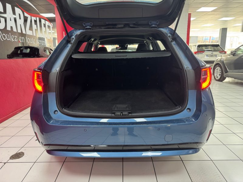TOYOTA COROLLA TOURING SPORTS 122cv DYNAMIC BUSINESS/1 ERE MAIN/TVA RECUPERABLE