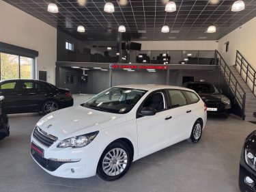 PEUGEOT 308 II 1.6 BLUEHDI 120cv / 1 ERE MAIN / DISTRIBUTION NEUF