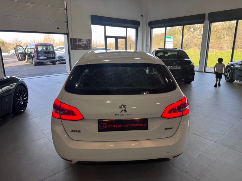 PEUGEOT 308 II 1.6 BLUEHDI 120cv / 1 ERE MAIN / DISTRIBUTION NEUF