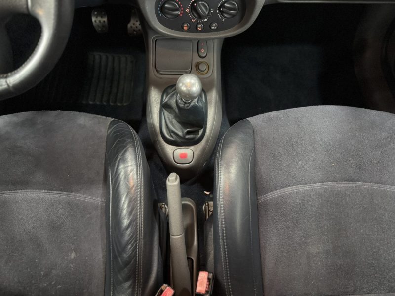 RENAULT CLIO II 2.0 16V SPORT 2000