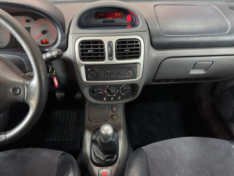 RENAULT CLIO II 2.0 16V SPORT 2000