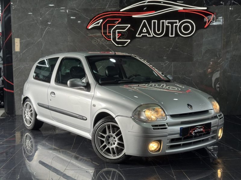RENAULT CLIO II 2.0 16V SPORT 2000