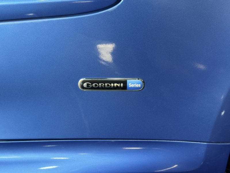 RENAULT CLIO III RENAULT SPORT Gordini RS CUP 2.0 16V 2011