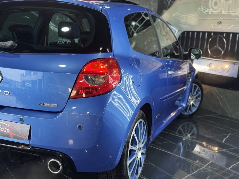 RENAULT CLIO III RENAULT SPORT Gordini RS CUP 2.0 16V 2011