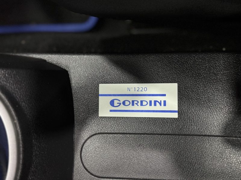 RENAULT CLIO III RENAULT SPORT Gordini RS CUP 2.0 16V 2011