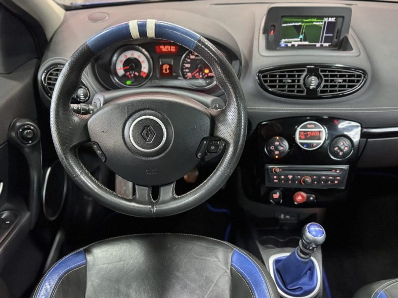 RENAULT CLIO III RENAULT SPORT Gordini RS CUP 2.0 16V 2011