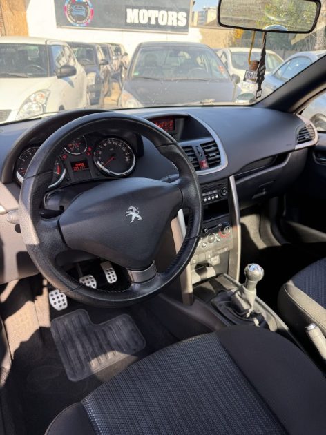 PEUGEOT 207 CAB 1.6 ACTIVE 2012 - 55 115Kms - Premier Main - Distrib ok - Suivit PEUGEOT