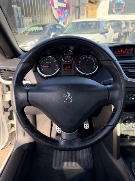 PEUGEOT 207 CAB 1.6 ACTIVE 2012 - 55 115Kms - Premier Main - Distrib ok - Suivit PEUGEOT