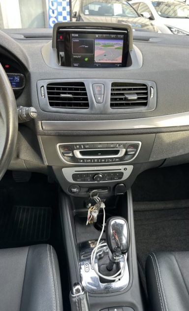 RENAULT MEGANEIII 1.5 DCI 110CH BOSE EDC ECO² Garantie