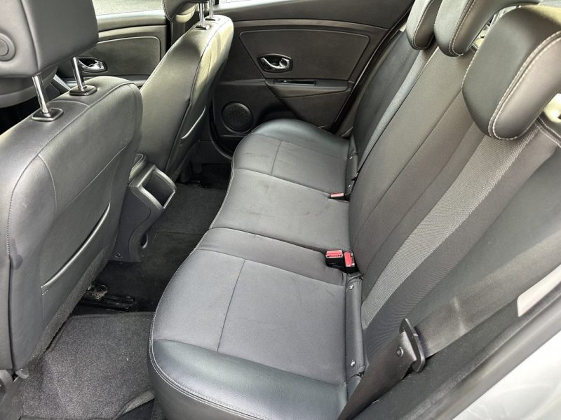 RENAULT MEGANEIII 1.5 DCI 110CH BOSE EDC ECO² Garantie