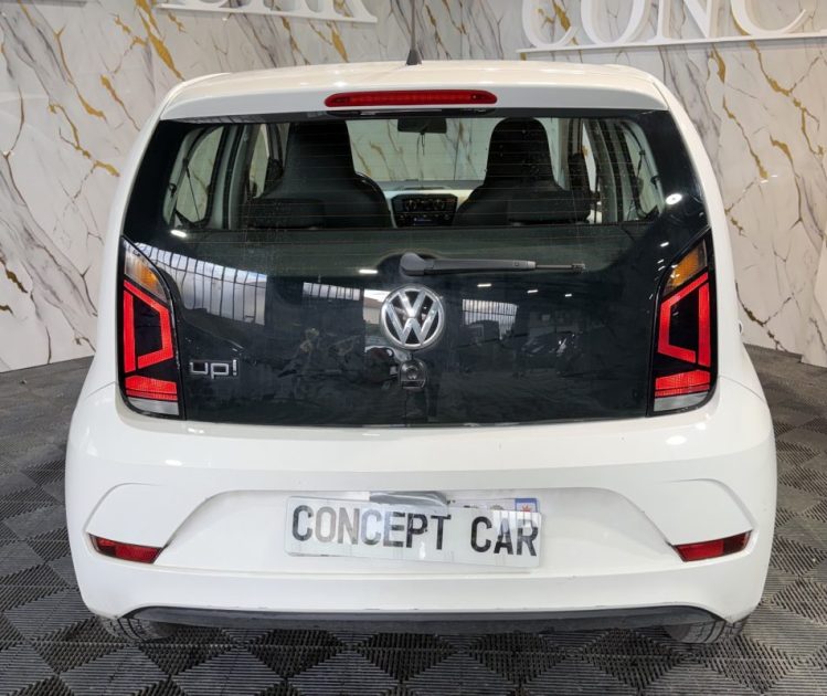 VOLKSWAGEN UP  2017 Connect 60 CH - Boite Manuelle - 92 100Kms - Bluethoot - Distrib ok 