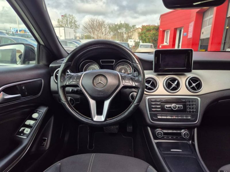 MERCEDES GLA 200 CDI FASCINATION  7G-DCT 2014