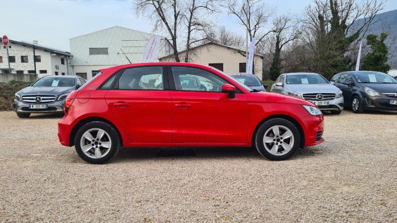 AUDI A1 - 1.0 TSI 95ch Sportback essence